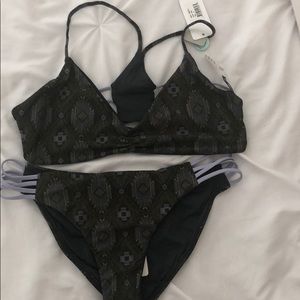 LSPACE Bikini -NWT
